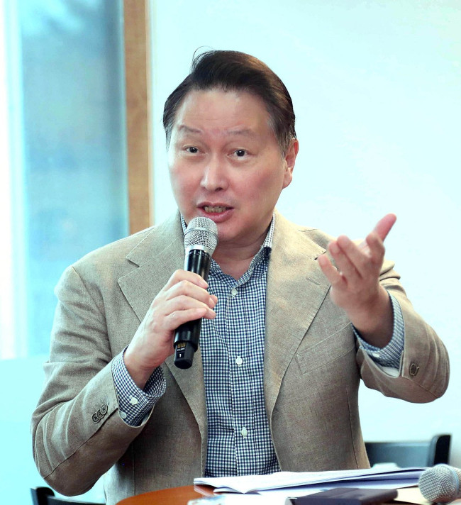 대한상공회의소 제주포럼서 발언하는 최태원 회장