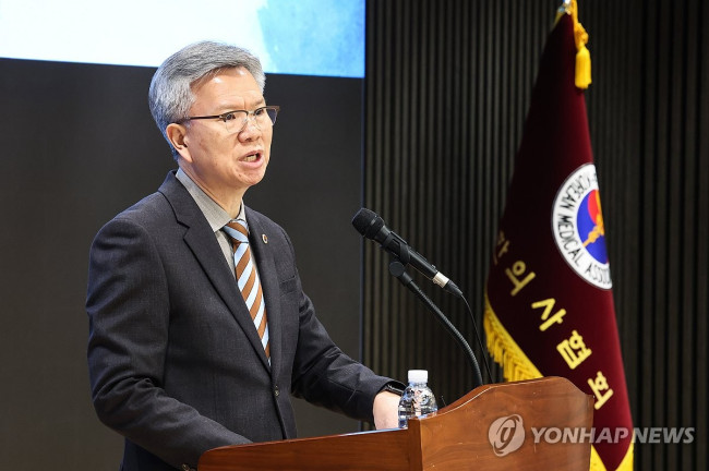 김택우 대한의사협회 회장