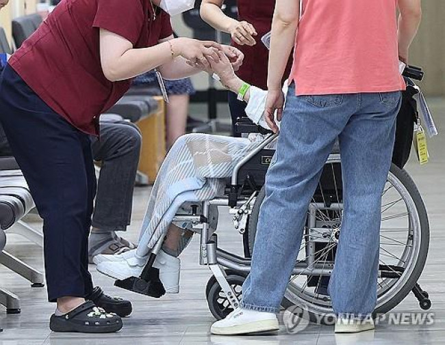 전공의 집단사직에 붐비는 지역의 한 2차병원
