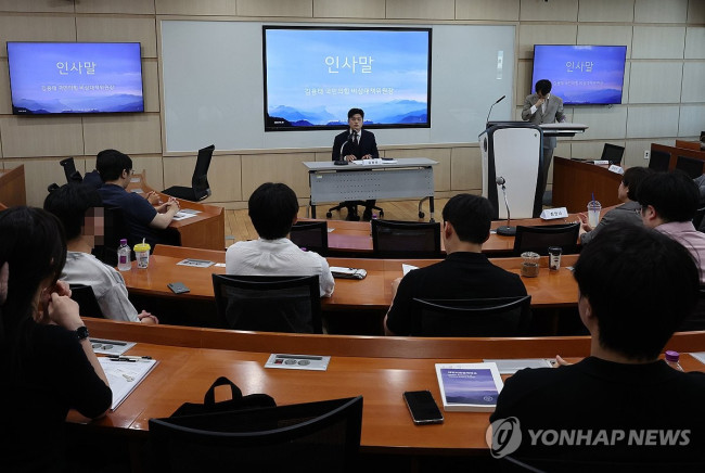 인사말하는 김용태 비대위원장