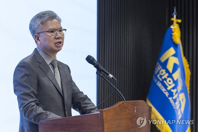 김택우 대한의사협회 회장