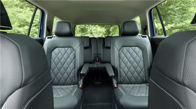 폭스바겐 아틀라스 내부 공간