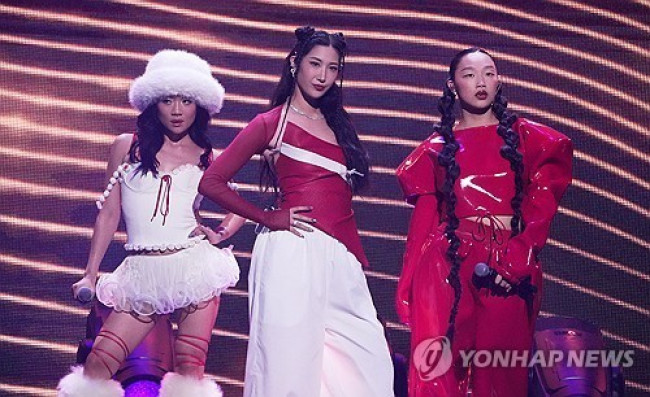 '골든'을 부른 레이 아미, 이재(EJAE), 오드리 누나